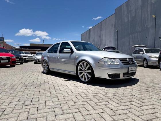 VOLKSWAGEN BORA 2.0 MI 8V GASOLINA 4P MANUAL